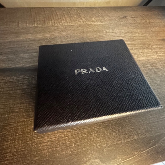 Prada Gold Color Saffiano Card Holder Authentic Unisex NWT - Picture 5 of 6